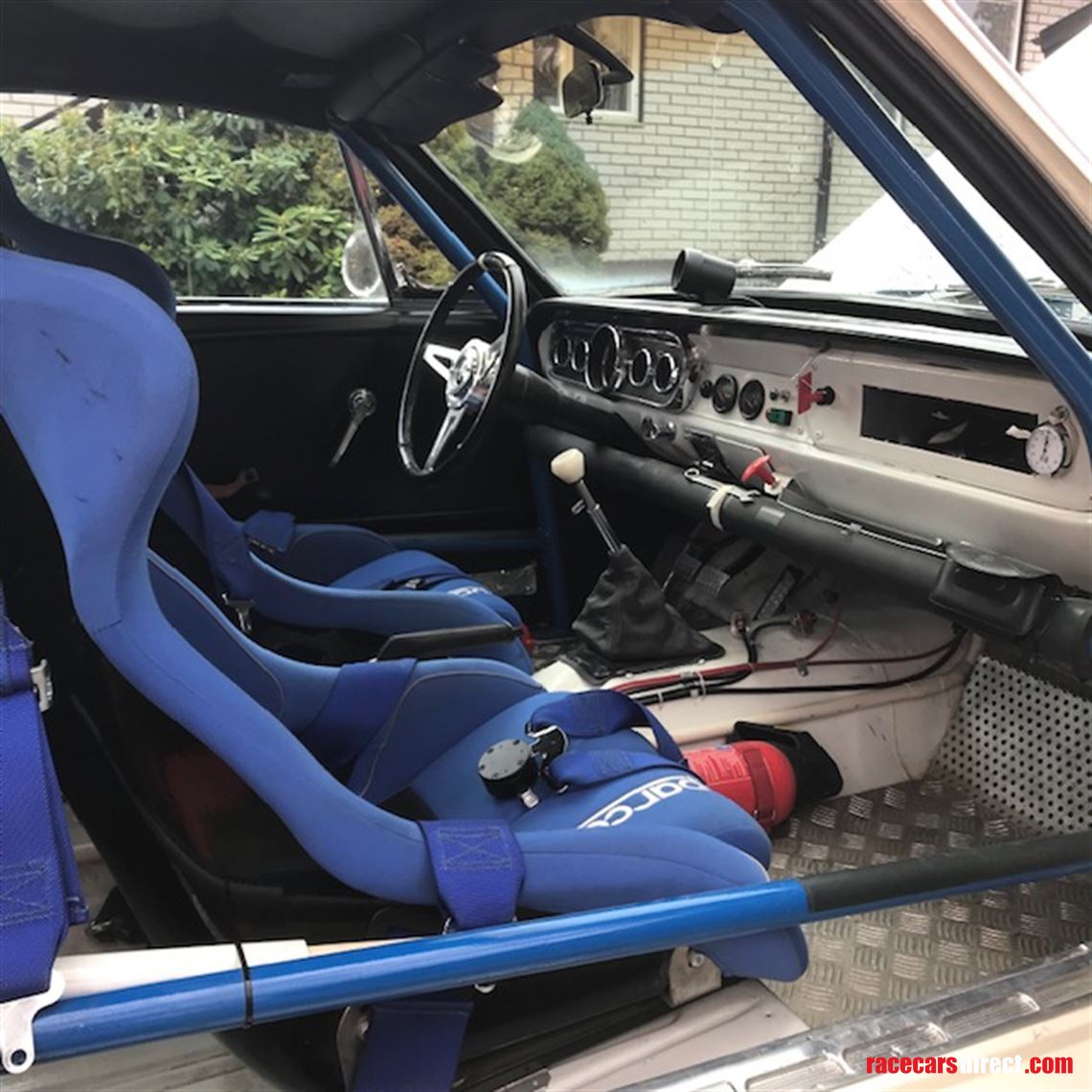 ford-mustang-gt350r-clone