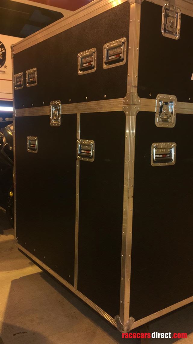 garage-boarding-seamless-system-gantry-led-li