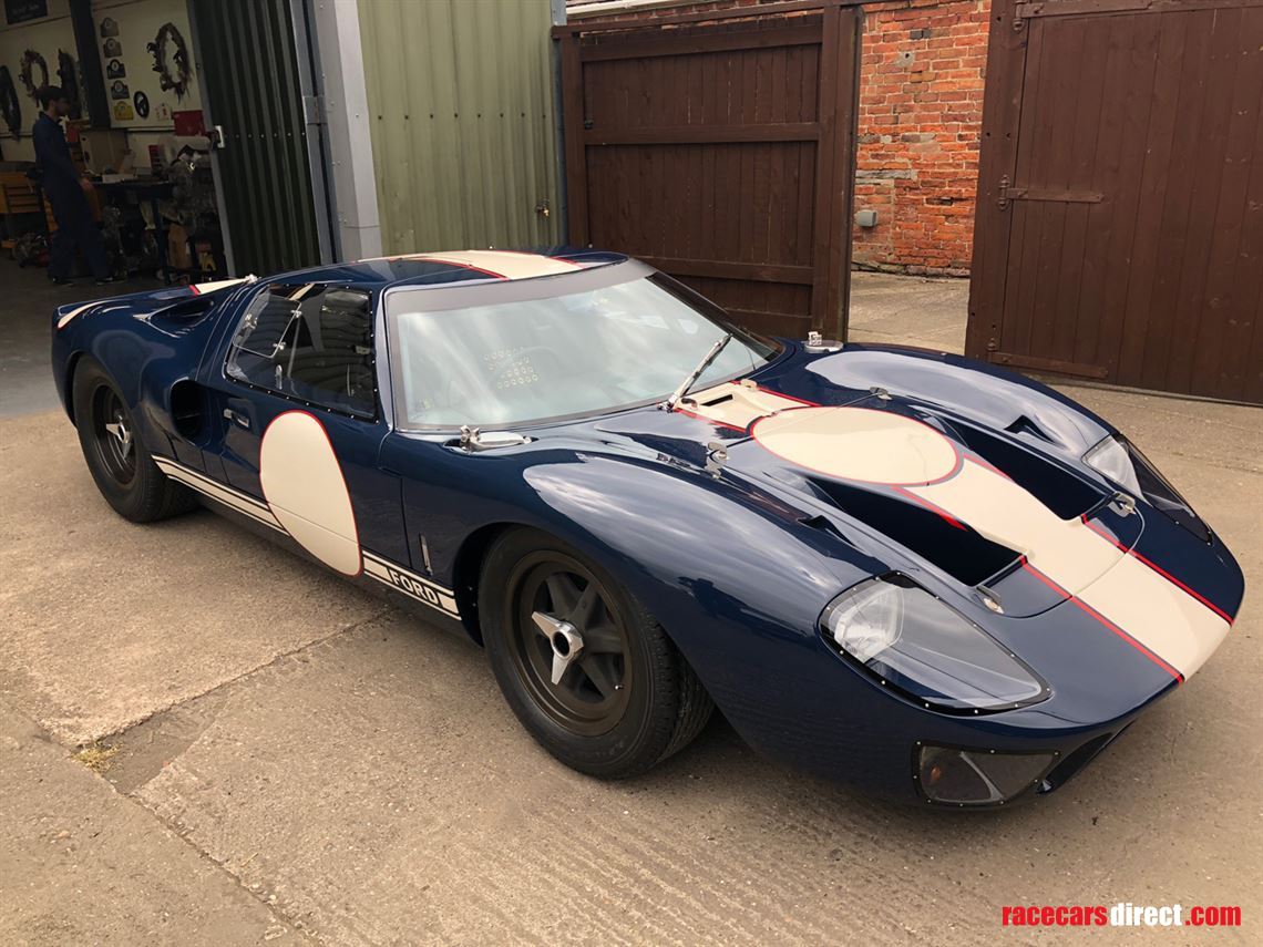ford-gt40-by-gelscoe
