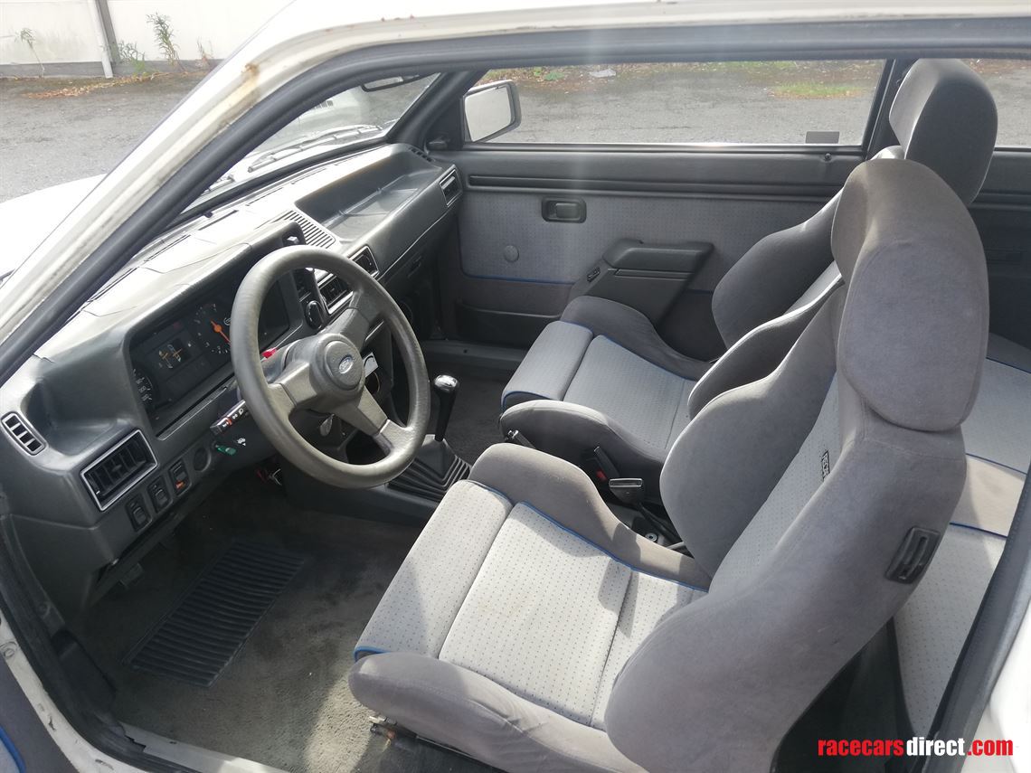 ford-escort-rs-turbo-s1