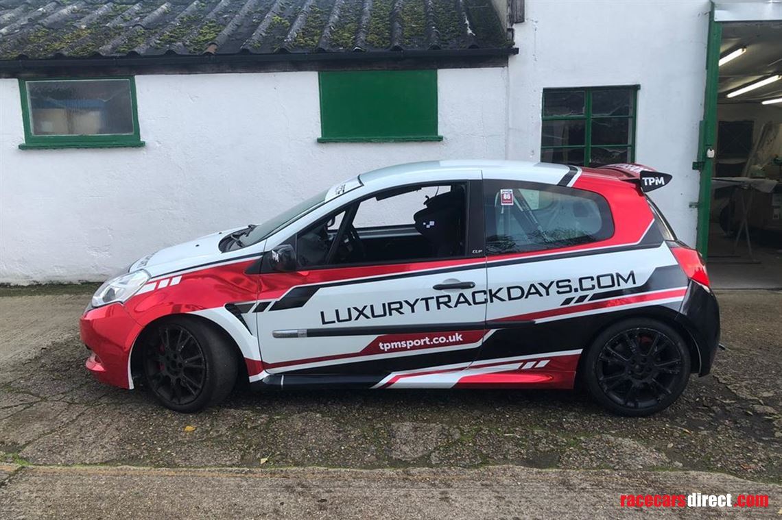 renault-clio-rs200-track-race-car