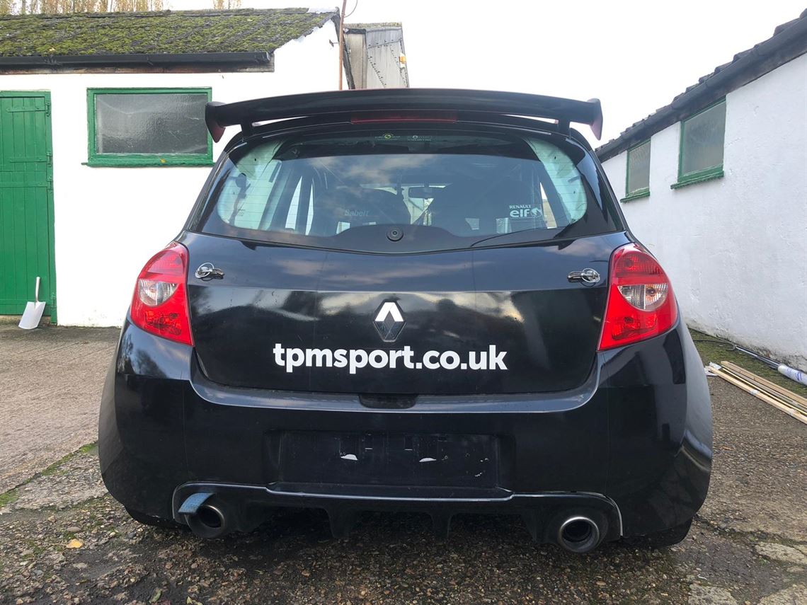 renault-clio-rs200-track-race-car