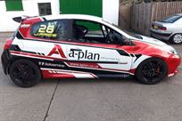 renault-clio-rs200-track-race-car