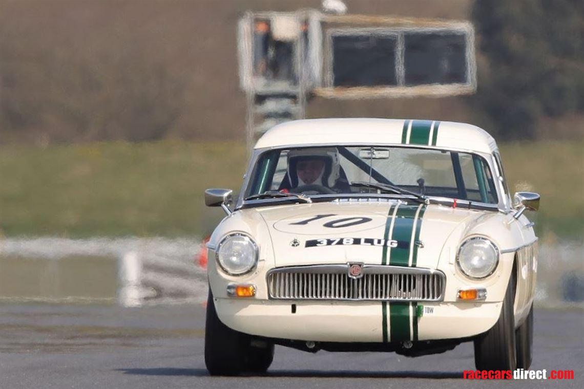 1964-mgb-roadster-fia-certified