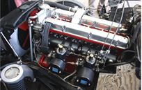 aston-martin-db24-rhd