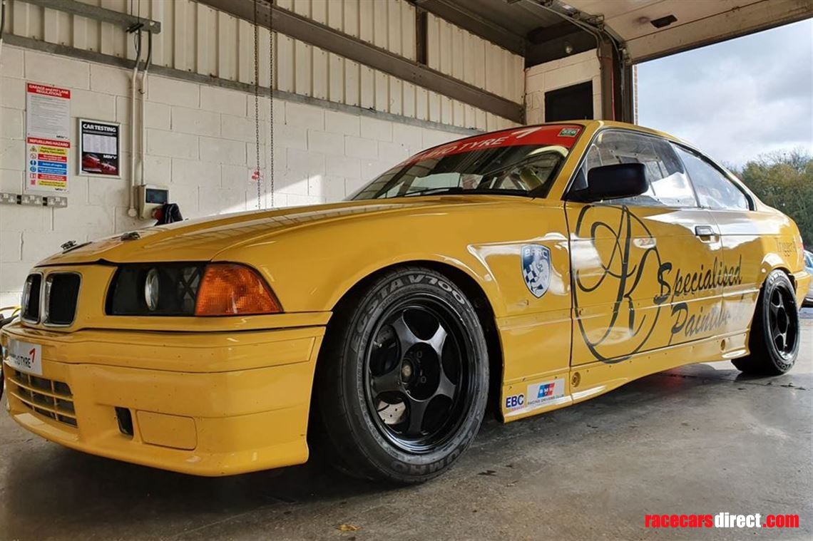 CHAMPIONSHIP WINNING RACE CAR