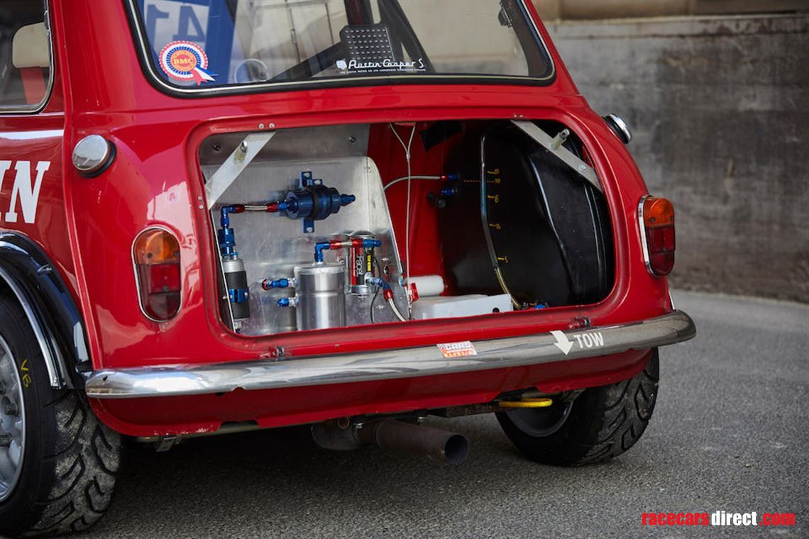 1967-austin-mini-cooper-s-group-2-specificati