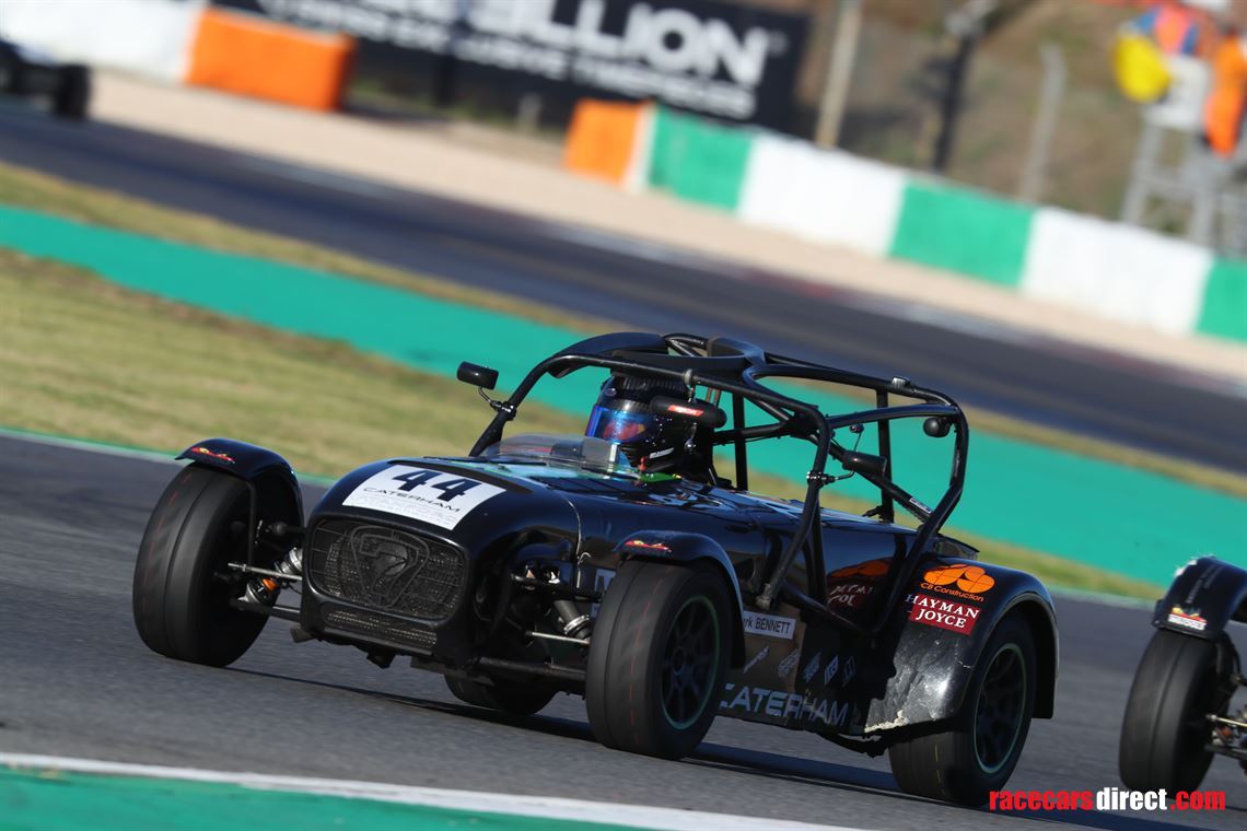 420r-caterham-race-car