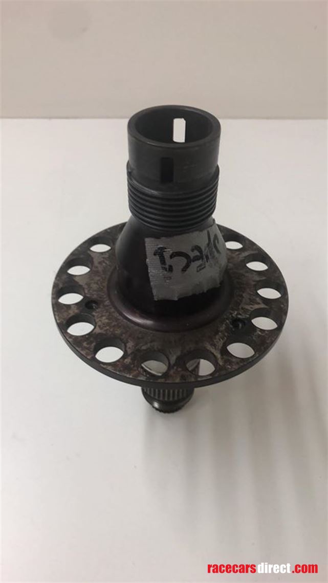 oz-18-centrelock-wheels