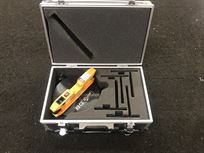 bg-motorsport-leveling-guage-and-flags-in-cas