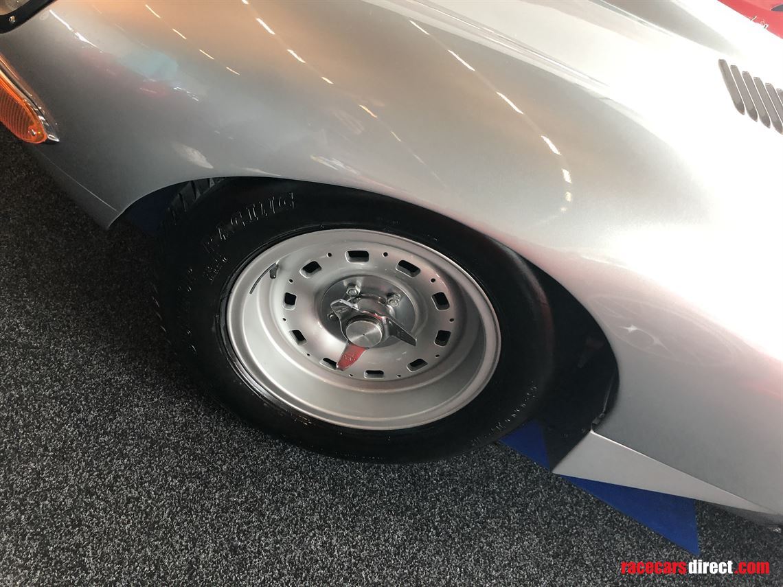 e-type-38-semi-lightweight-fia-htp-race-car