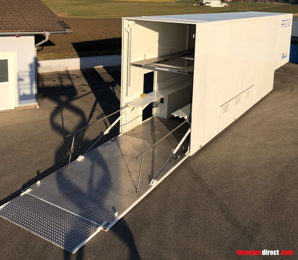 race-trailer---6-cars-plus-equipment