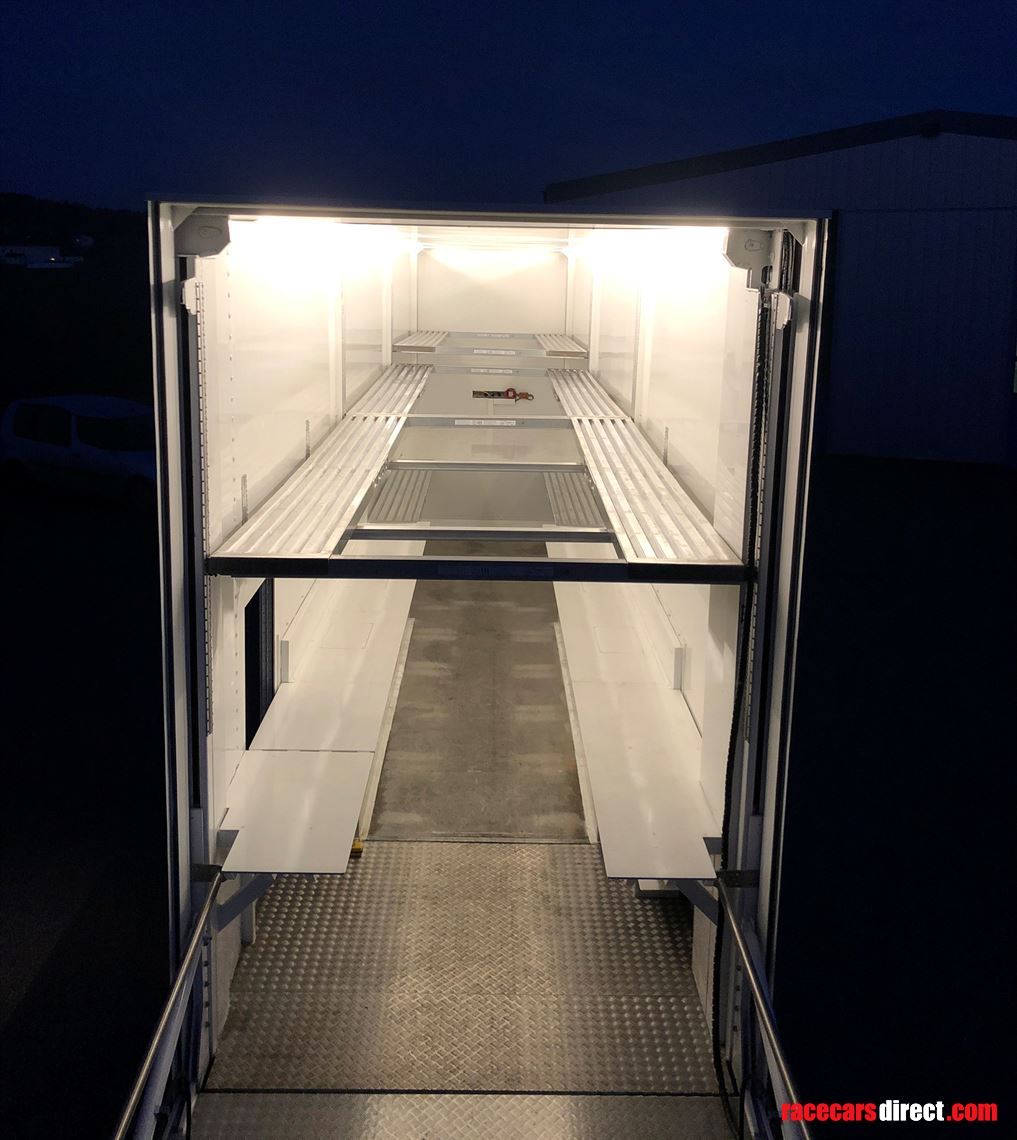 race-trailer---6-cars-plus-equipment