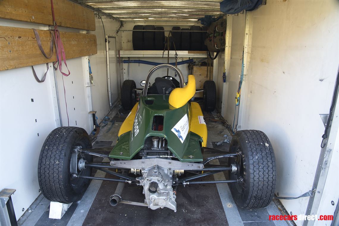 ff1600-reynard-rf88-trailer