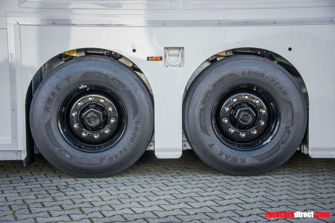 new-new-speed-line-race-support-trailer