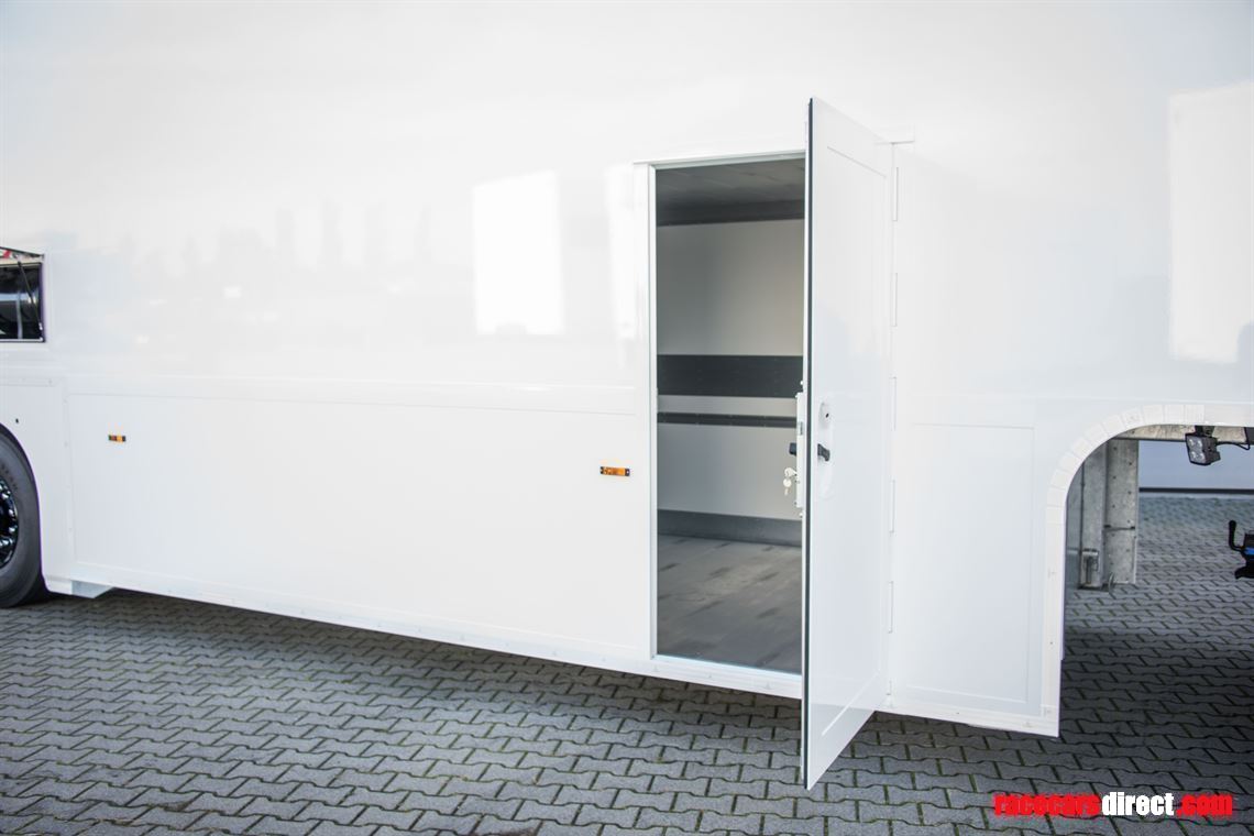 new-new-speed-line-race-support-trailer