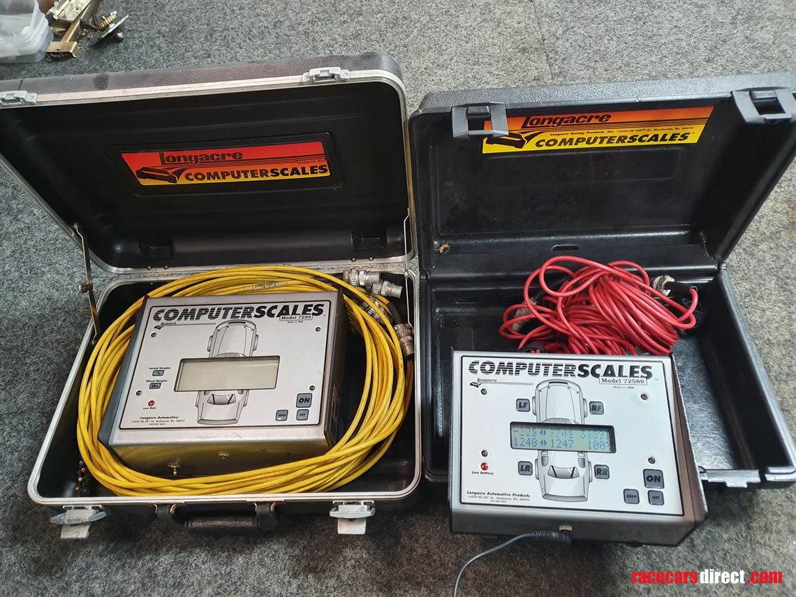 longacre-scale-set-2-computers-4-pads-roro-bo