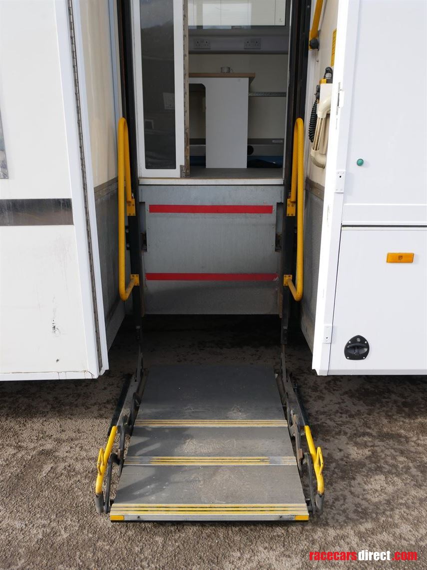 18-ton-rigid-mobile-office-or-workshop