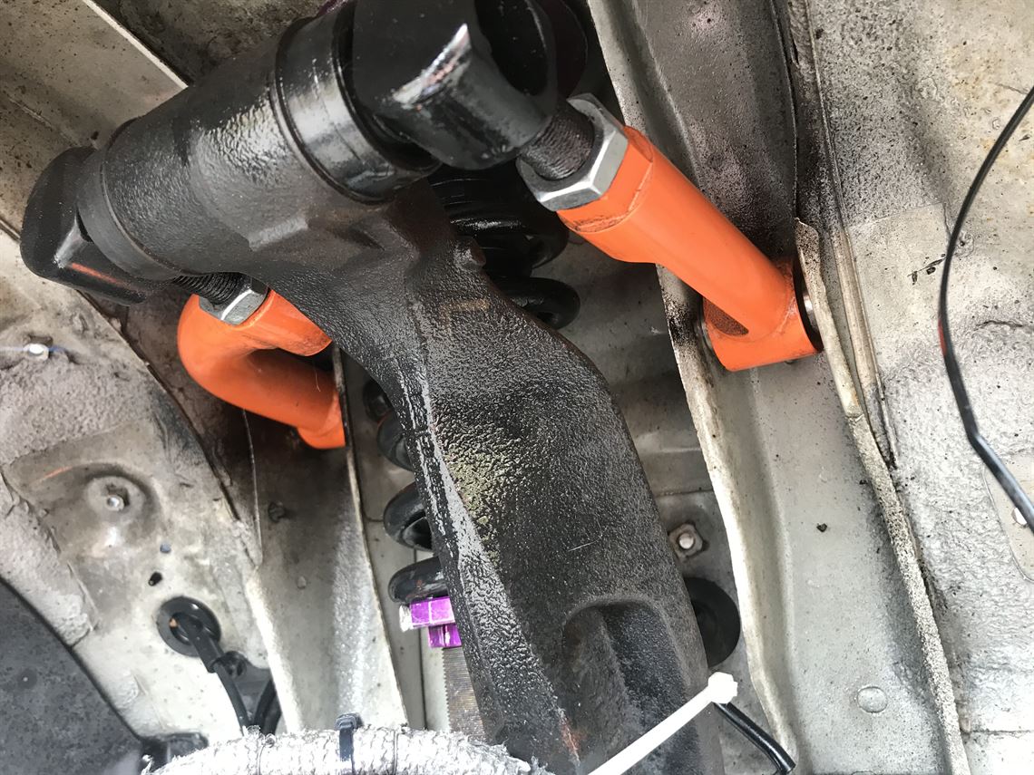 nissan-skyline-gtr-v-spec-racetrack-car