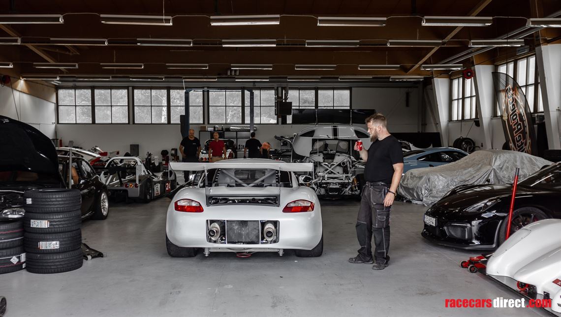 porsche-v8-twin-turbo-prototype-race-car