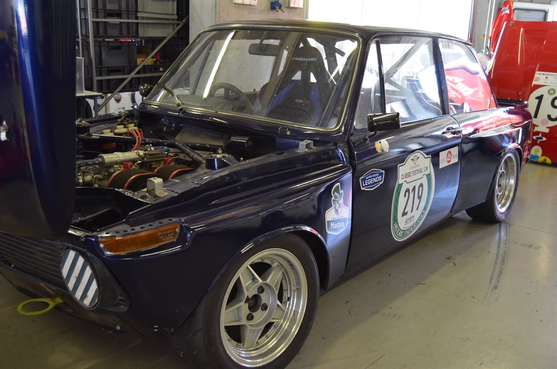 bmw-2002-race-car