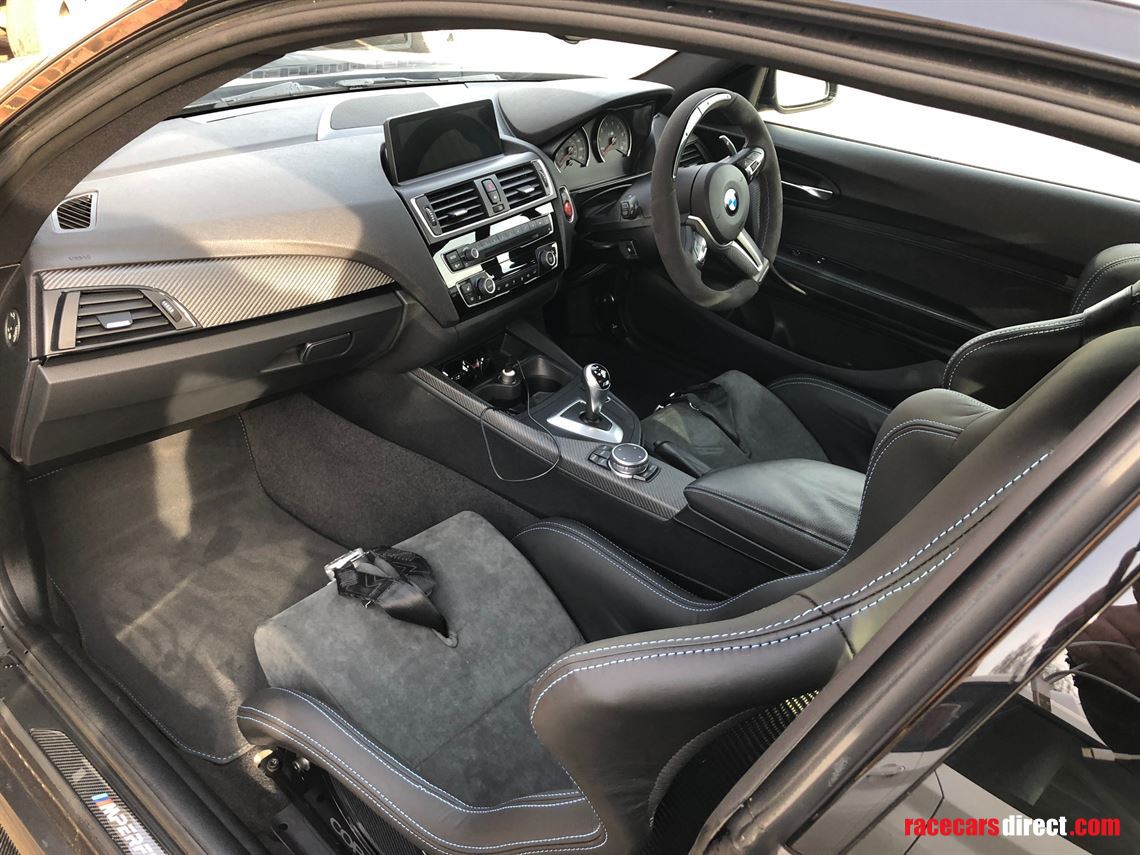 bmw-m2-track-day-car