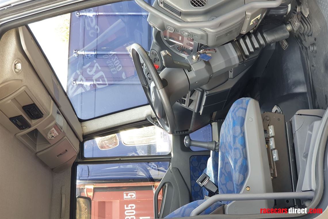 iveco-eurocargo-75t-race-car-transporter