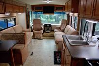 winnebago-vista-33t