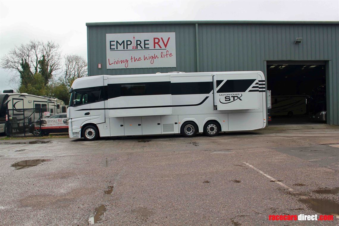 new-stx-motorhome-with-3-pop-outs