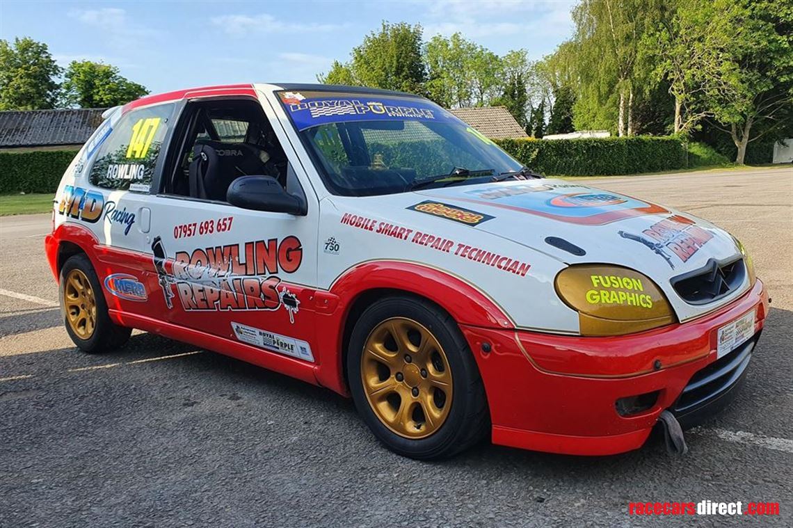 championship-winning-hot-hatch-saxo