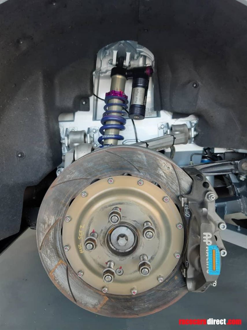 2018-mercedes-amg-gt4