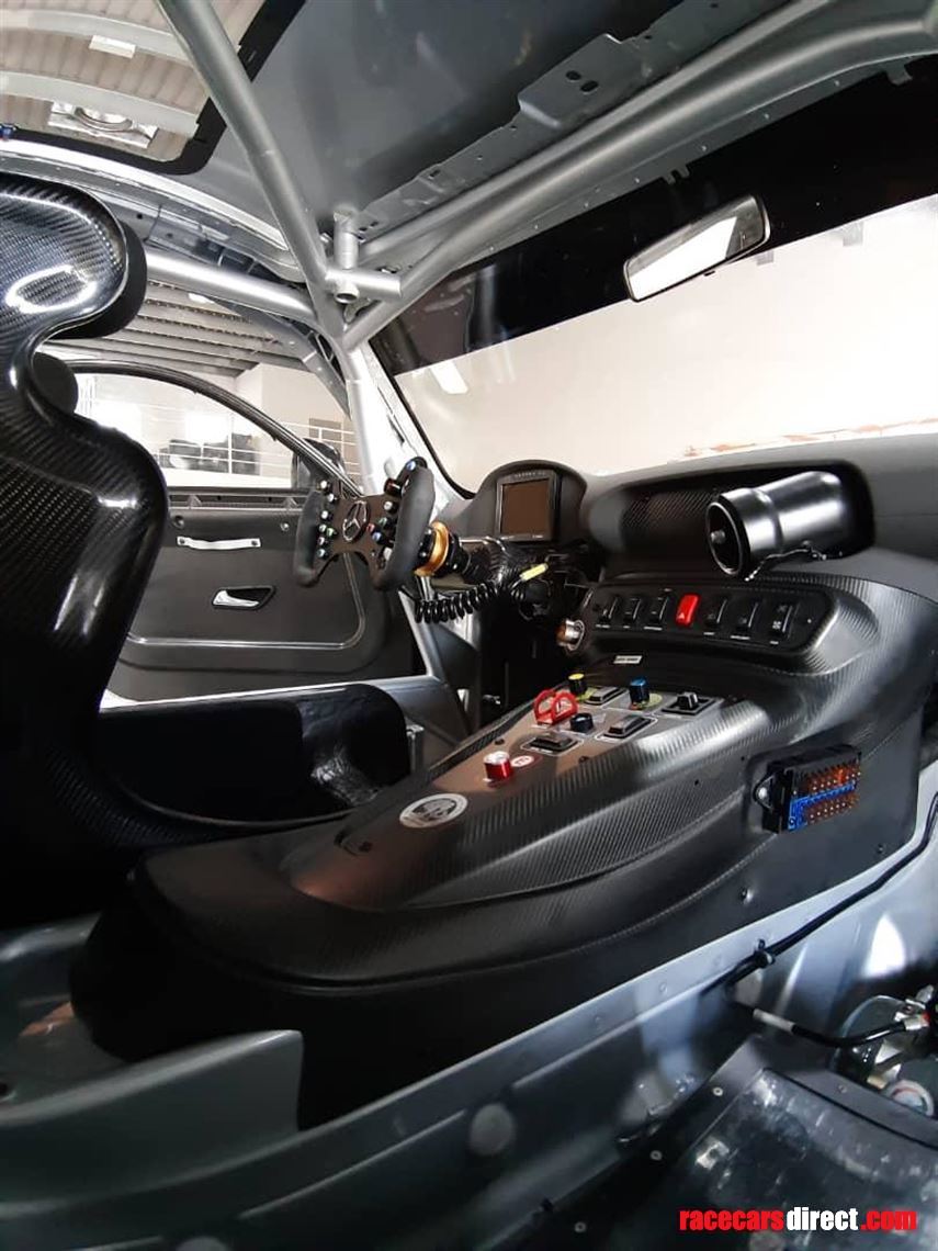 2018-mercedes-amg-gt4