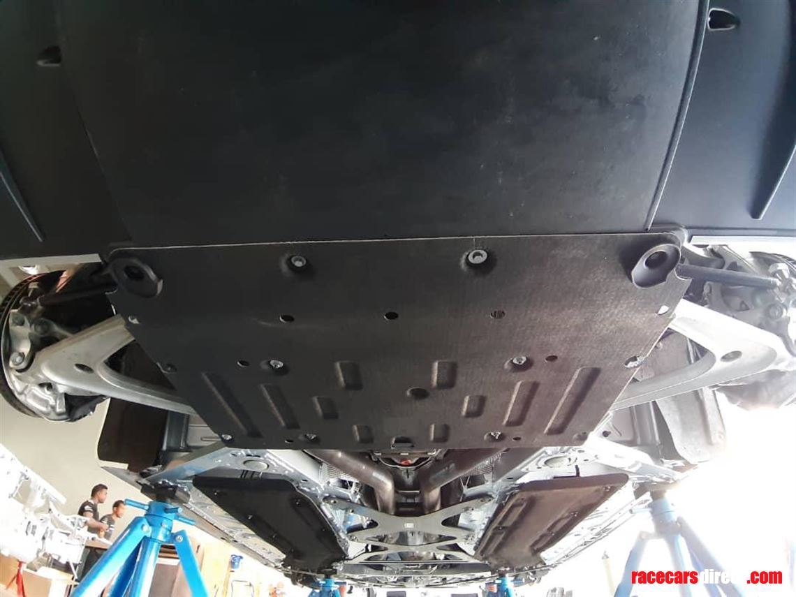 2018-mercedes-amg-gt4