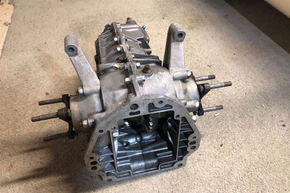 renault-r8-gearbox-transaxle