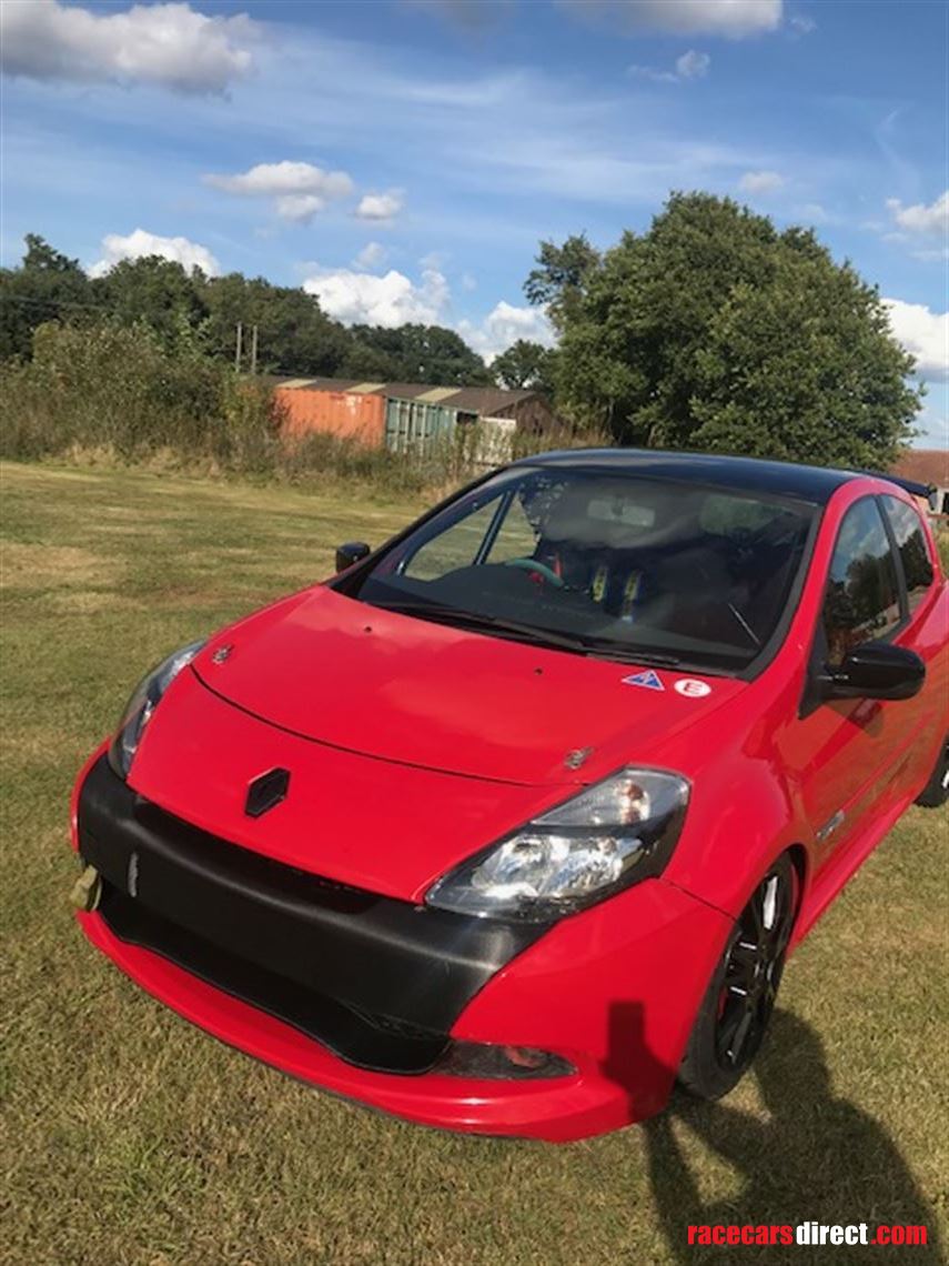 renault-clio-cup-racetrack-car