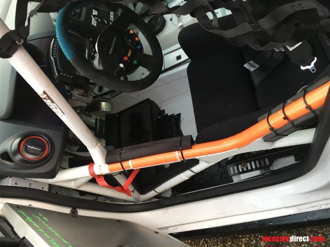 renault-clio-iv-4-rs-cup