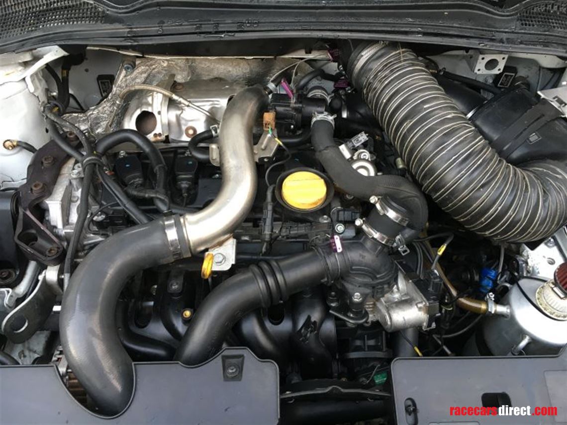 renault-clio-iv-4-rs-cup