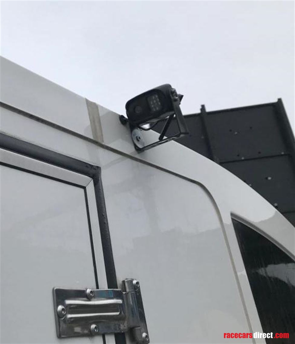 brian-james-race-transporter-6