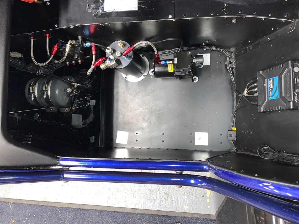 caterham-7-23-duratec-sadev-sequential-paddle