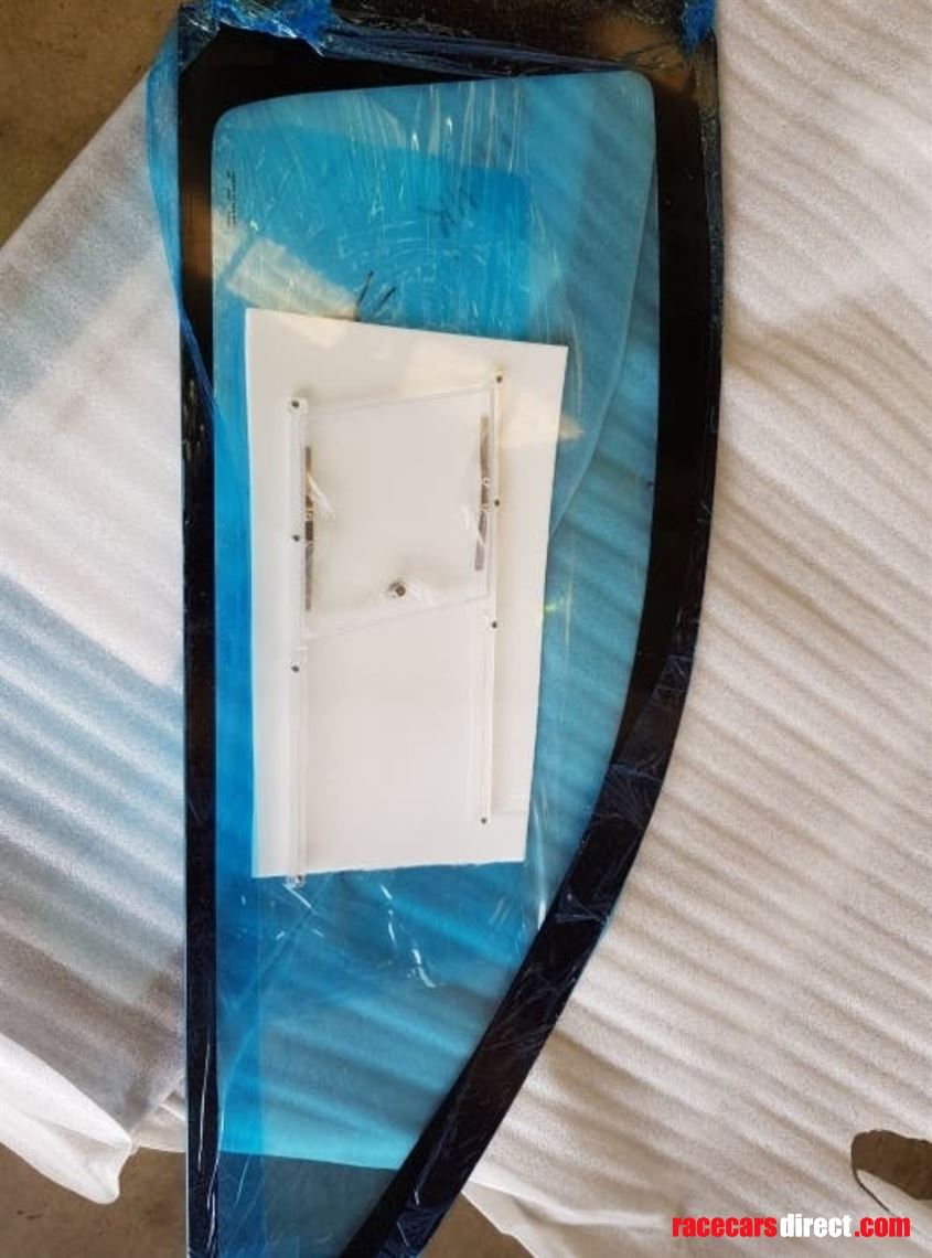 bmw-e46-new-carbon-doorstrackpartsde