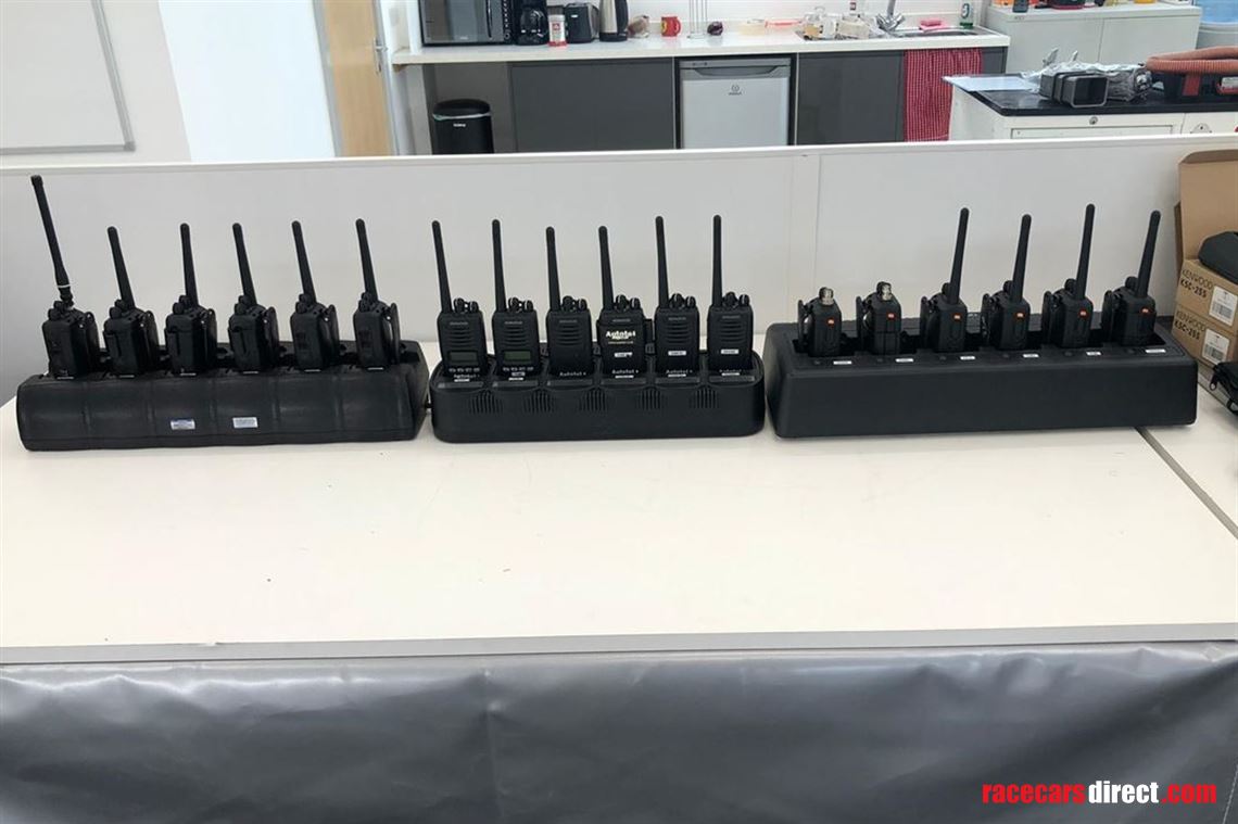 full-digital-race-team-radio-system