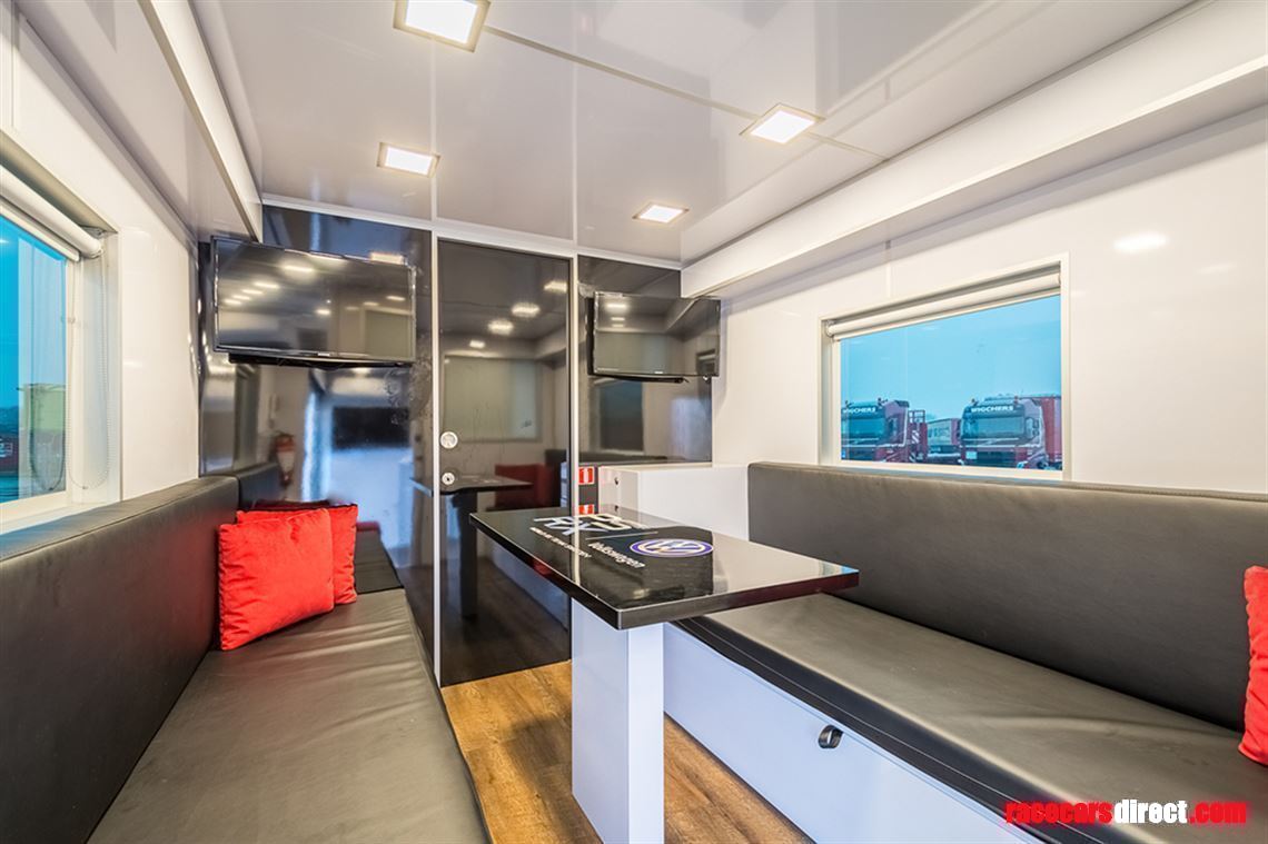 pump-up-lxry-race-trailer-petter-solberg