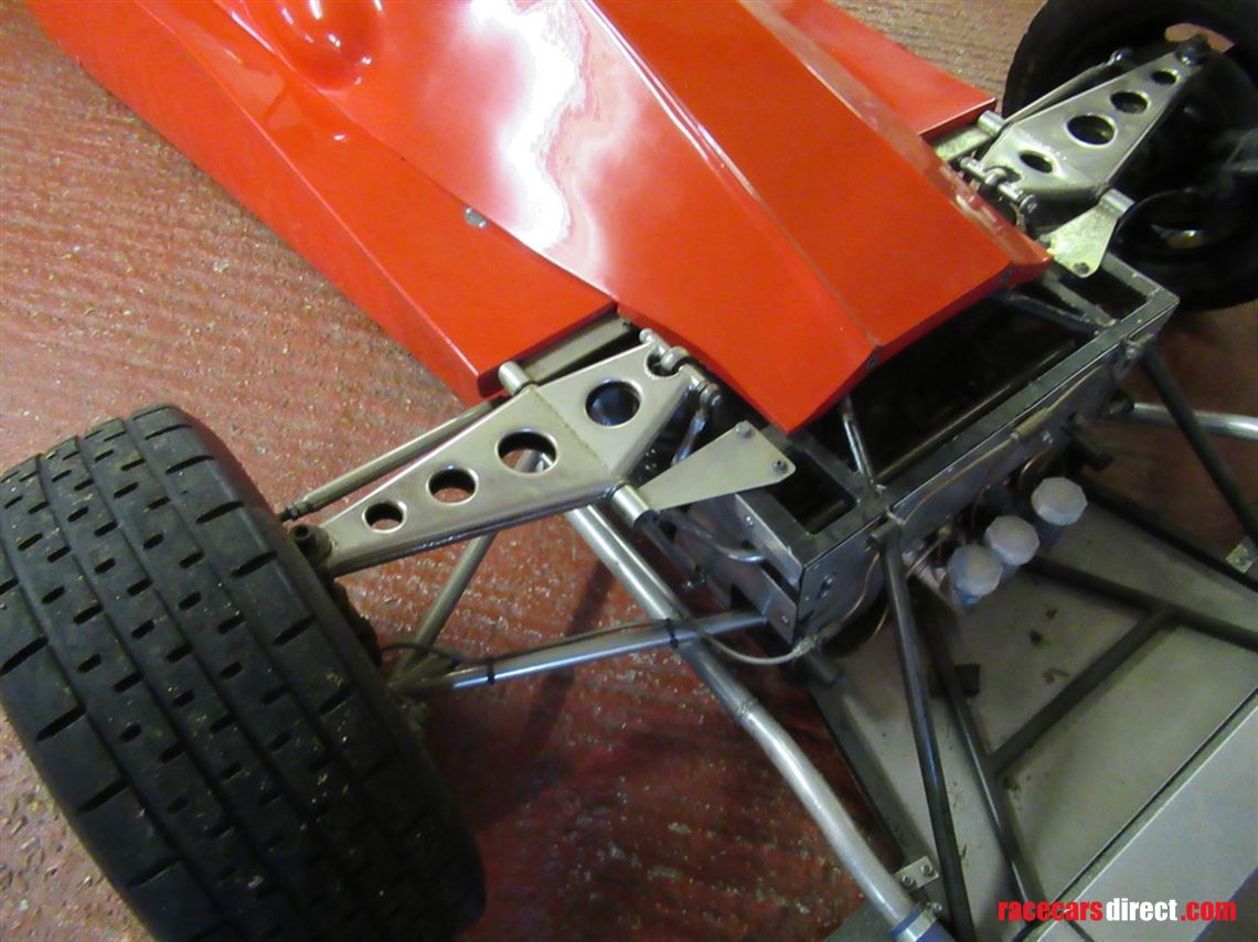 royale-rp27-formula-ford-2000