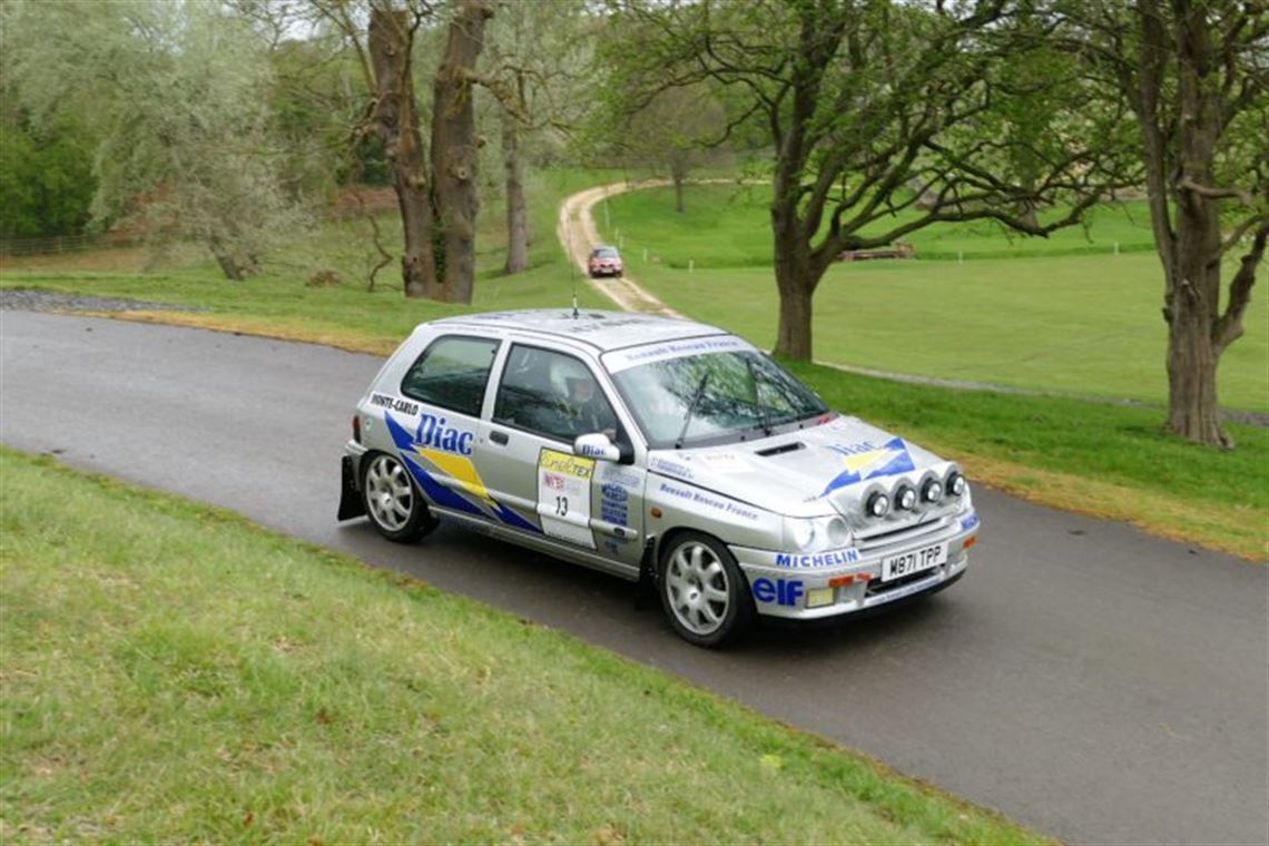 renault-clio-williams-group-a-ragnotti-re-cre