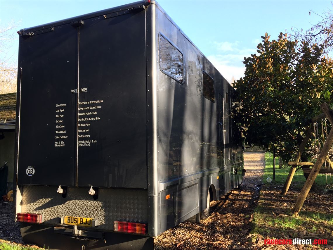 mercedes-atego-transporter-with-accommodation