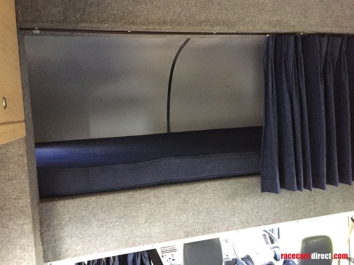 mercedes-atego-transporter-with-accommodation