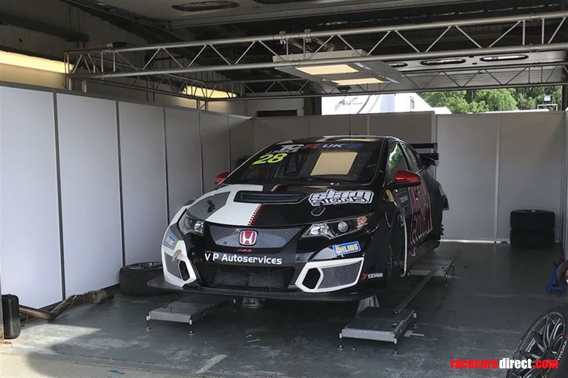 garage-boarding-and-pit-gantry