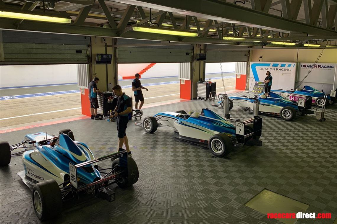 1-x-tatuus-fia-f4-cars-and-large-spares-selec