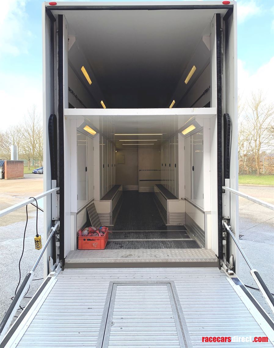 brookland-speed-race-trailer-and-mercedes-act