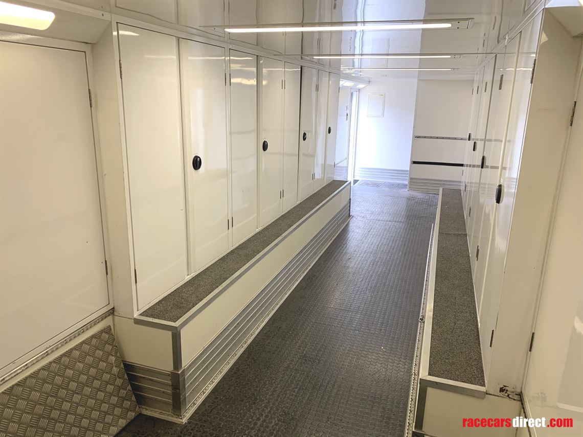 brookland-speed-race-trailer-and-mercedes-act